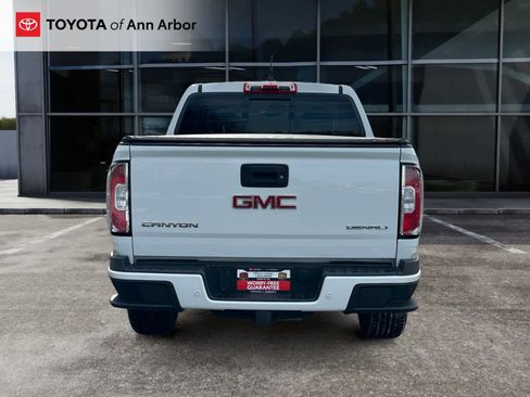 Used 2019 GMC Canyon Denali image 9