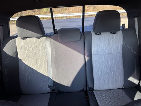 Used 2022 Toyota Tacoma 4x4 Double Cab image 12