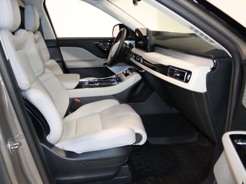 Used 2025 Lincoln Aviator Reserve w/ Equipment Group 201A AWD/4WD image 58