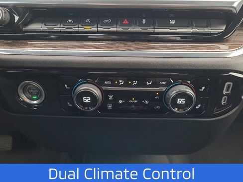 Used 2024 Chevrolet Silverado 1500 LT AWD/4WD image 21