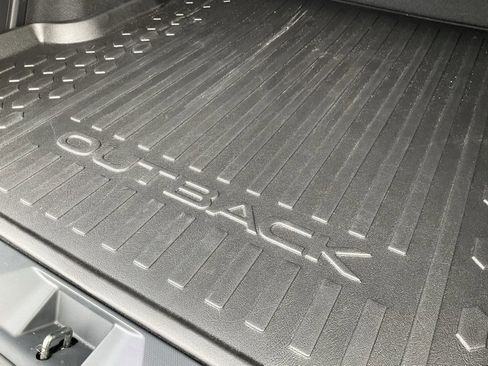 Used 2025 Subaru Outback Premium image 22