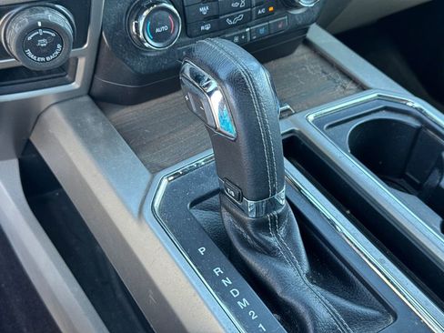 Used 2016 Ford F150 Lariat image 27