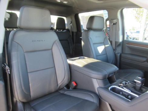 New 2026 GMC Sierra 1500 Denali w/ Technology Package image 9