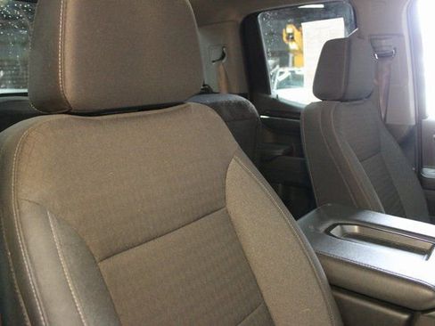 Used 2022 GMC Sierra 1500 SLE image 10