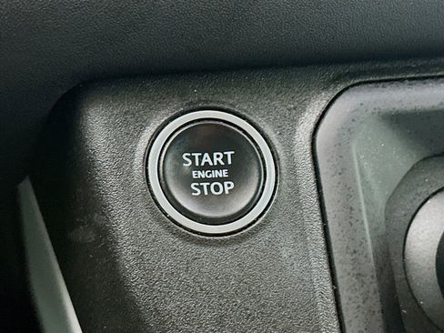 Used 2020 Land Rover Defender 110 SE AWD/4WD image 27