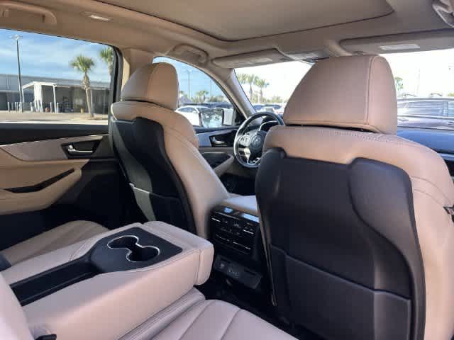 Used 2023 Acura MDX FWD image 24