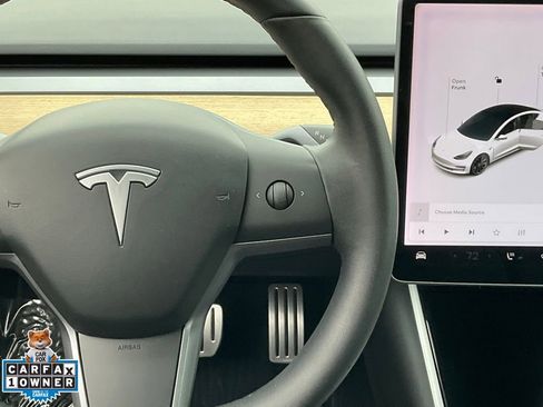 Used 2020 Tesla Model 3 Performance image 39