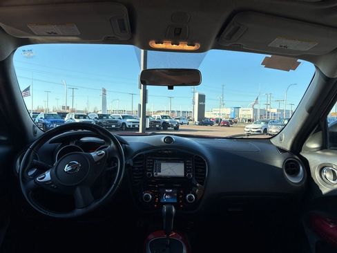 Used 2016 Nissan Juke SL image 28
