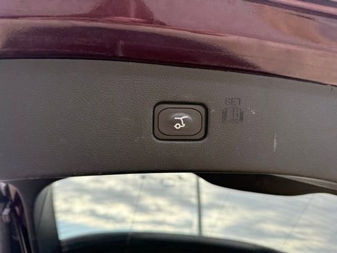 Used 2022 Ford Edge SEL w/ Convenience Package image 15