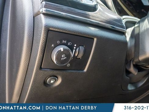 Used 2021 Jeep Grand Cherokee Overland AWD/4WD image 17