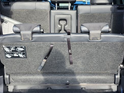 Used 2023 Mitsubishi Outlander SE image 22