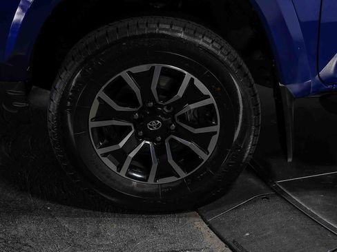 Certified 2023 Toyota Tacoma TRD Sport w/ Black Out Package (TMS) AWD/4WD image 7
