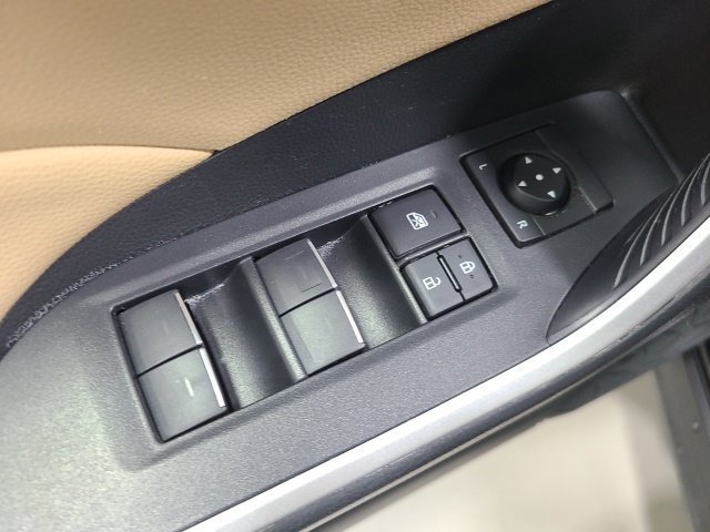 Used 2022 Toyota RAV4 XLE w/ Convenience Package AWD/4WD image 22