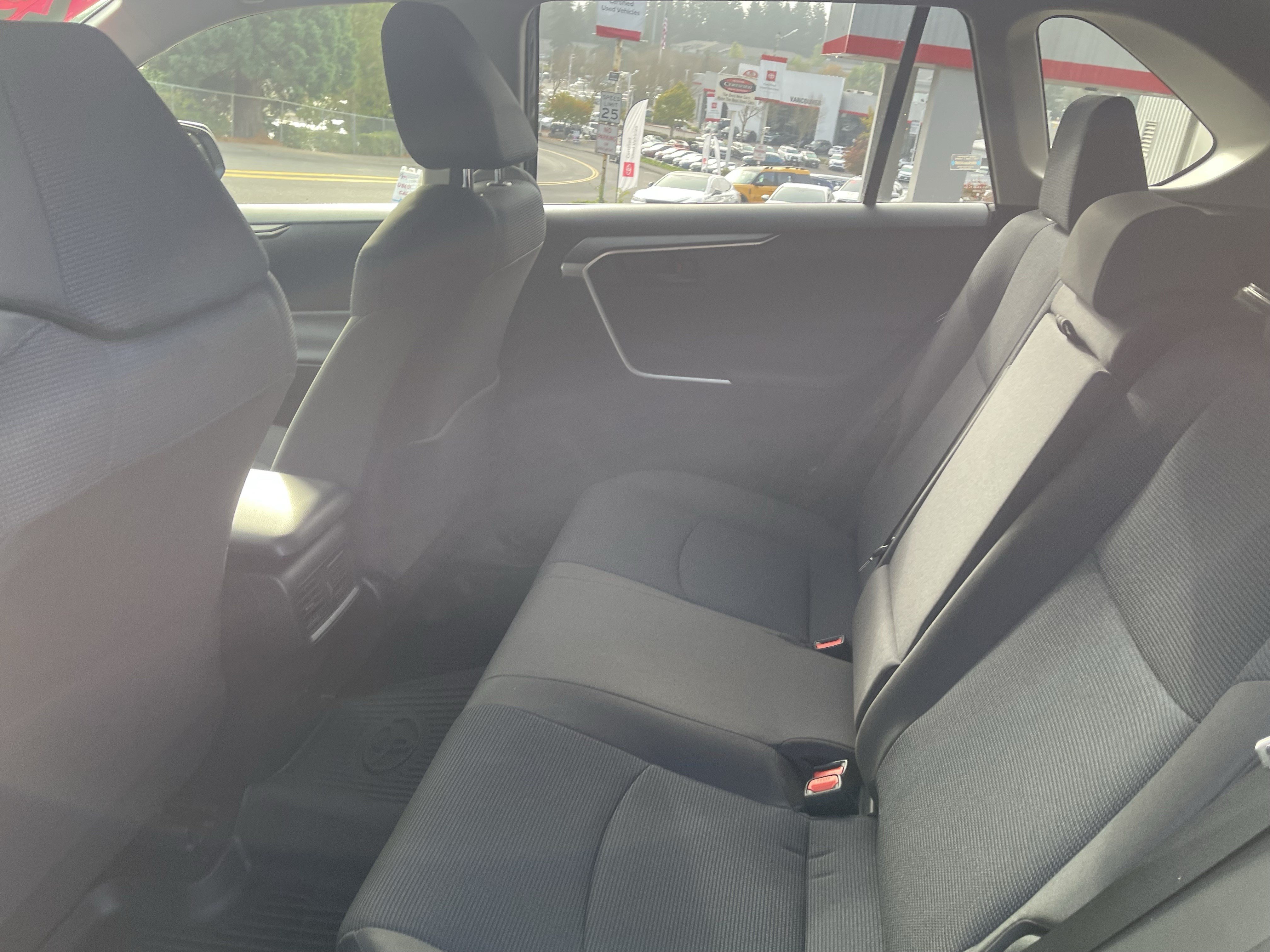 Certified 2023 Toyota RAV4 LE AWD/4WD image 13