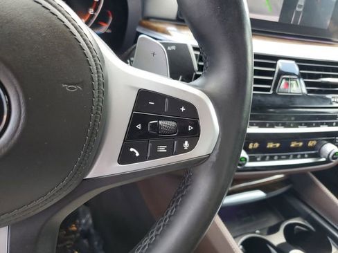 Used 2020 BMW M550i xDrive w/ Executive Package AWD/4WD image 28