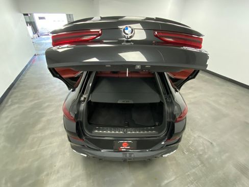 Used 2022 BMW X6 xDrive40i w/ M Sport Package image 52