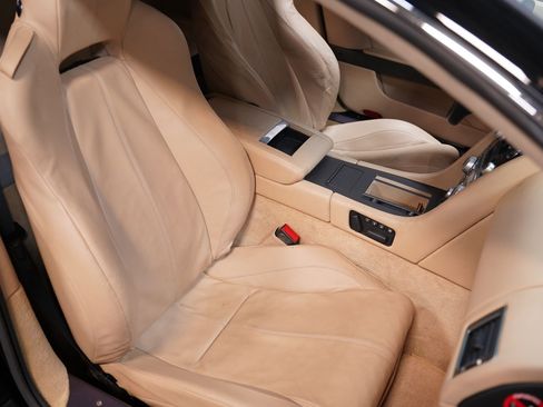 Used 2009 Aston Martin V8 Vantage Coupe image 37