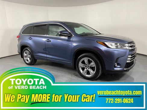 Certified 2019 Toyota Highlander Limited image 1