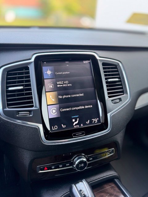 Used 2019 Volvo XC90 T6 Momentum w/ Protection Package Premier AWD/4WD image 12