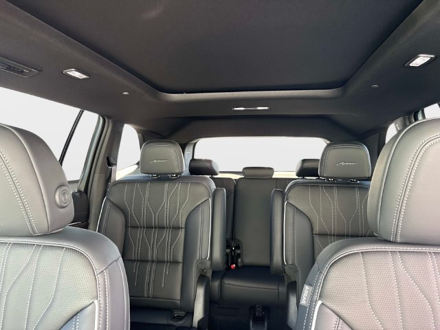 New 2027 Buick Enclave Avenir FWD image 23
