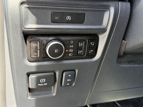 Used 2025 Ford F150 Raptor AWD/4WD image 21