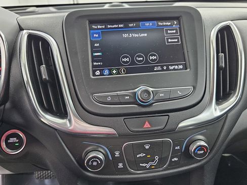 Used 2021 Chevrolet Equinox LT FWD image 16