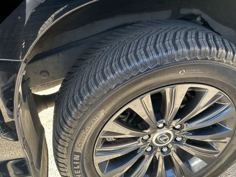 Certified 2020 Lexus GX 460 Luxury w/ Luxury Sport Package image 8