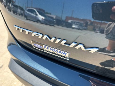 Used 2024 Ford Edge Titanium image 37