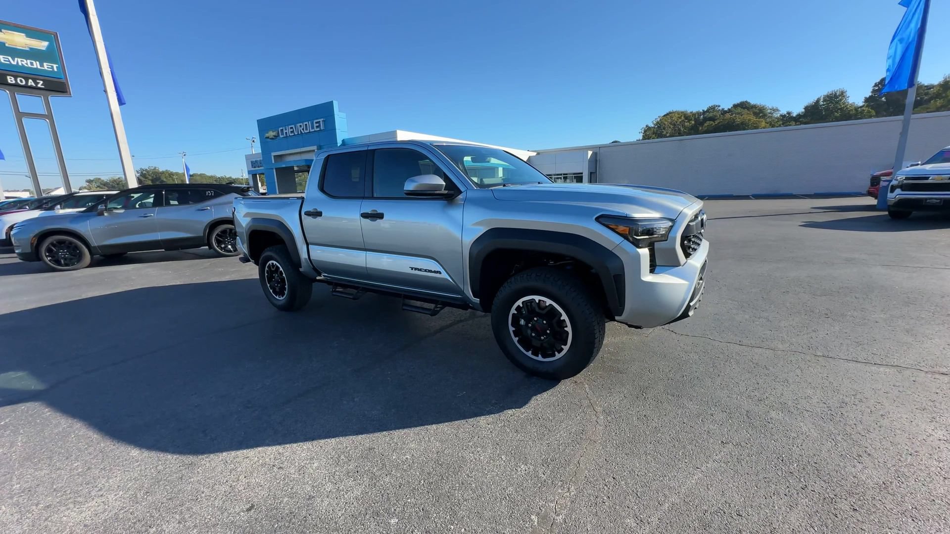 Used 2024 Toyota Tacoma TRD Off-Road AWD/4WD image 2