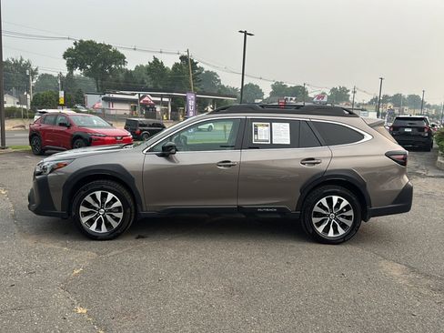 Certified 2024 Subaru Outback Limited AWD/4WD image 8