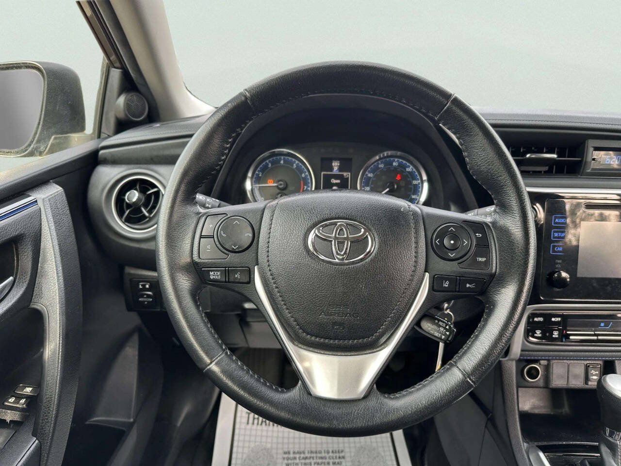 Used 2019 Toyota Corolla SE FWD image 22