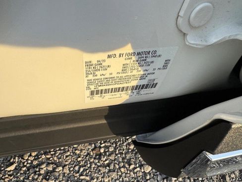 Used 2023 Ford Explorer XLT w/ Equipment Group 202A image 25