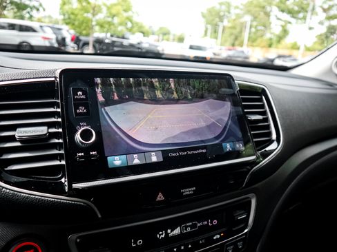 Used 2025 Honda Ridgeline Sport image 24