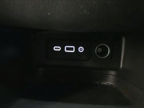 Used 2020 Chevrolet Equinox LT image 31