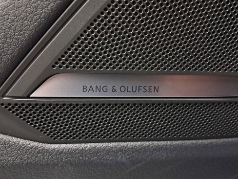 Used 2022 Audi S6 Premium Plus w/ S Sport Package image 19