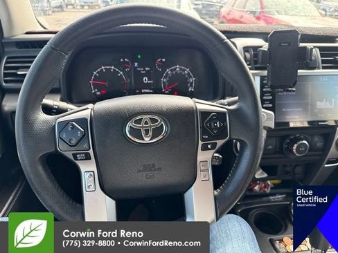Used 2021 Toyota 4Runner SR5 AWD/4WD image 17
