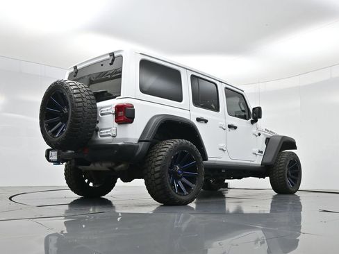 Used 2021 Jeep Wrangler Unlimited Rubicon 4xe w/ Steel Bumper Group image 48