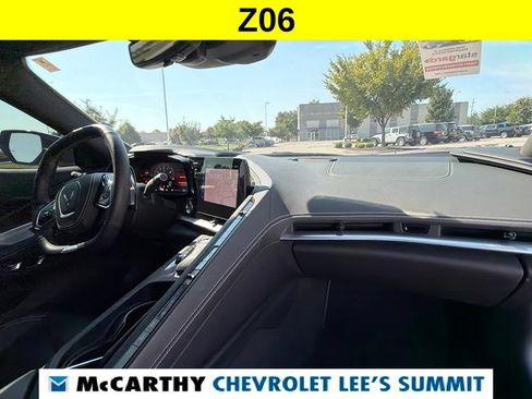Used 2025 Chevrolet Corvette Z06 RWD image 31