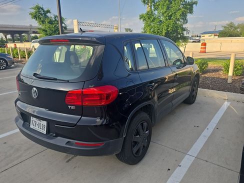 Used 2018 Volkswagen Tiguan Limited image 3