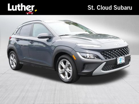 Used 2023 Hyundai Kona SEL w/ Convenience Package FWD image 1