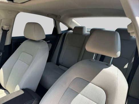 Used 2022 Honda Civic EX image 17