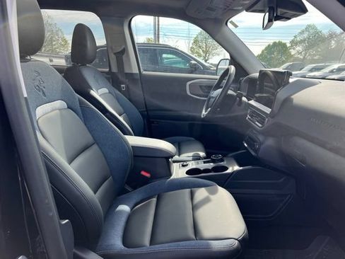 Used 2025 Ford Bronco Sport Outer Banks w/ Outer Banks Tech Package+ AWD/4WD image 11