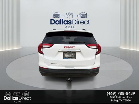 Used 2022 GMC Terrain SLE w/ Driver Convenience Package FWD image 7