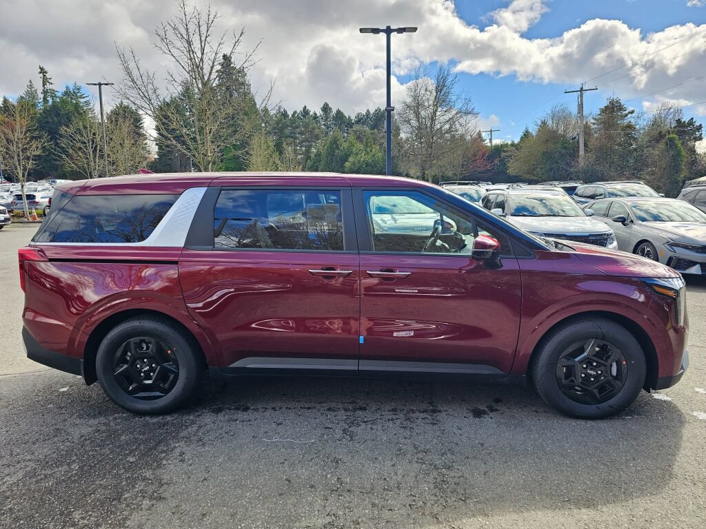New 2026 Kia Carnival FWD image 4