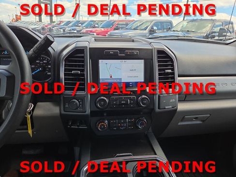 Used 2021 Ford F250 XLT w/ XLT Premium Package AWD/4WD image 15
