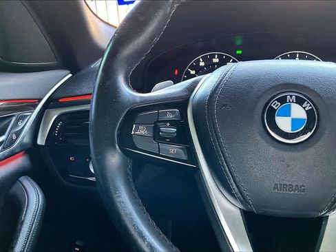 Used 2018 BMW 530i image 23