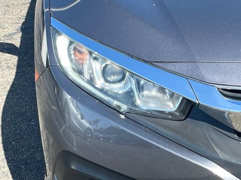 Used 2018 Honda Civic LX image 40