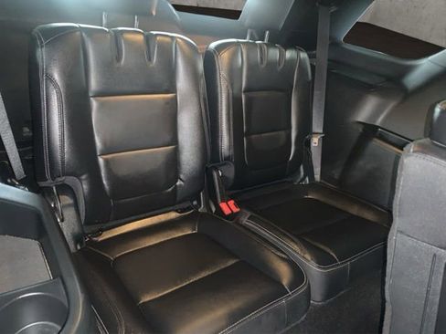 Used 2019 Ford Explorer Limited w/ Class III Trailer Tow Package AWD/4WD image 24