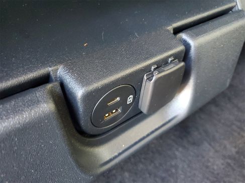 Certified 2022 Ford F150 XLT w/ Trailer Tow Package image 15