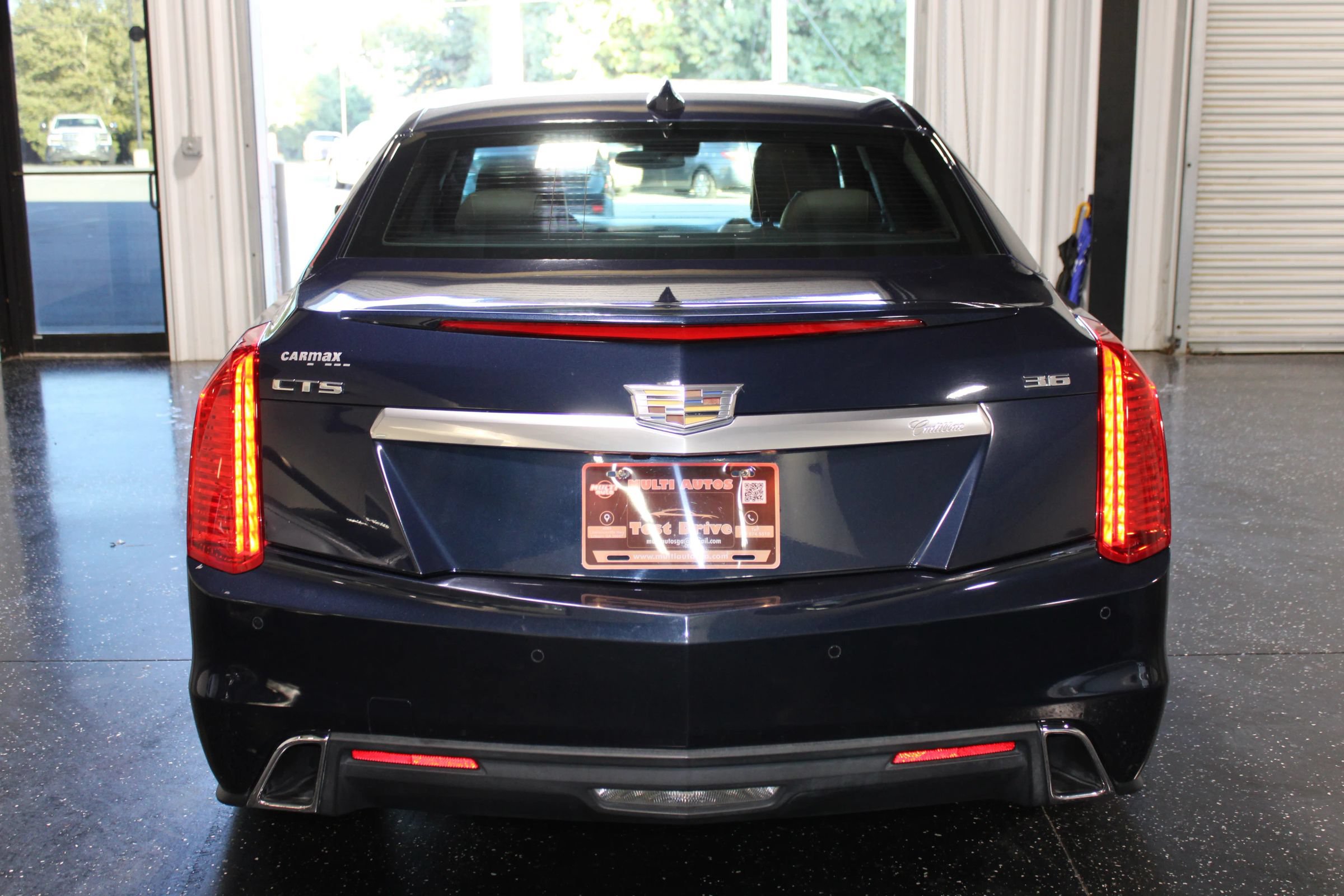 Used 2017 Cadillac CTS Luxury RWD image 4